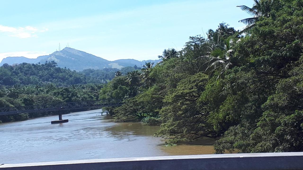 Jal,Min Homestay Kandy Eksteriør billede